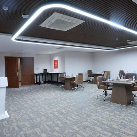 Samt Inn Hotel Рияд Екстериор снимка