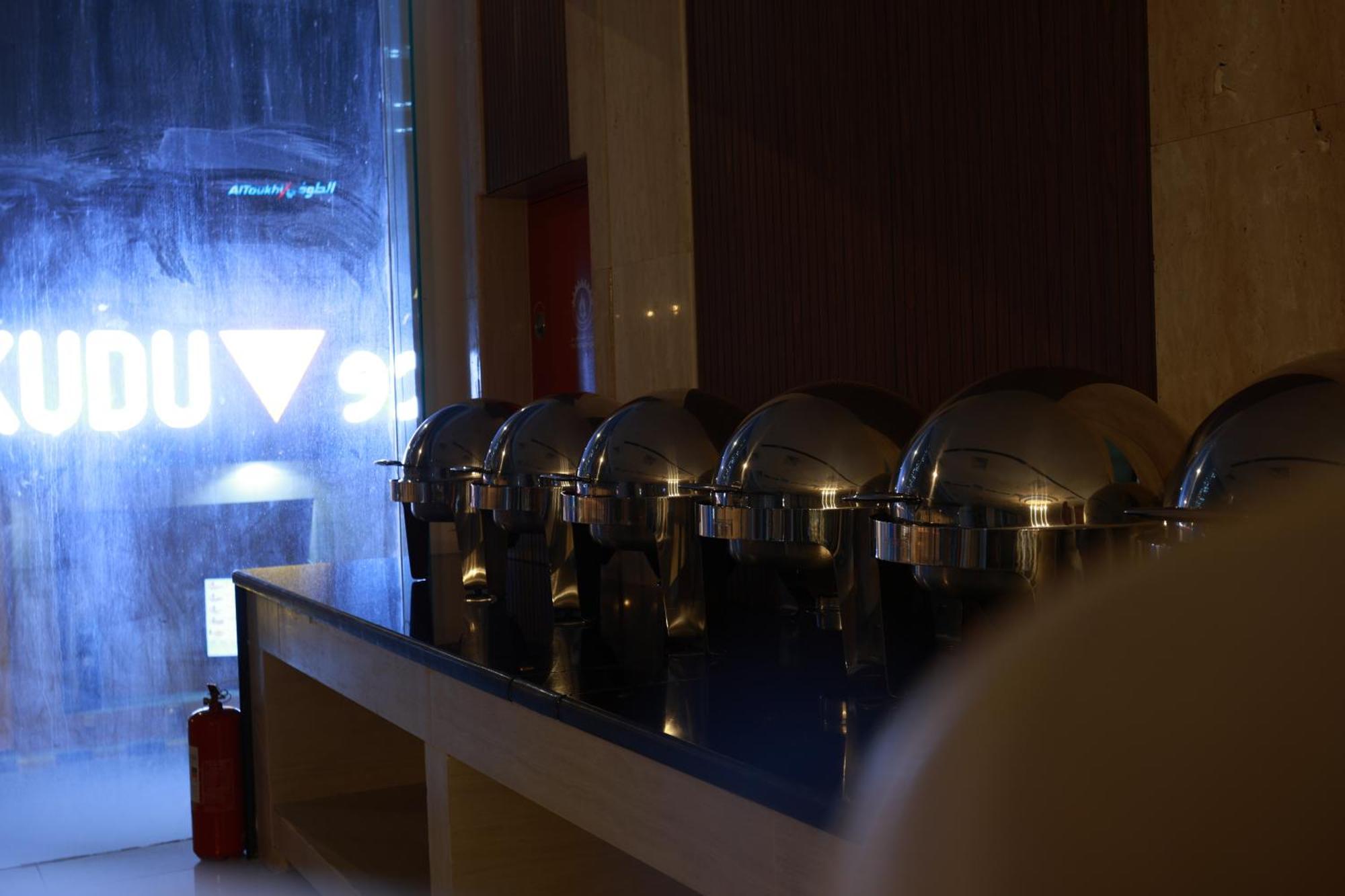 Samt Inn Hotel Рияд Екстериор снимка