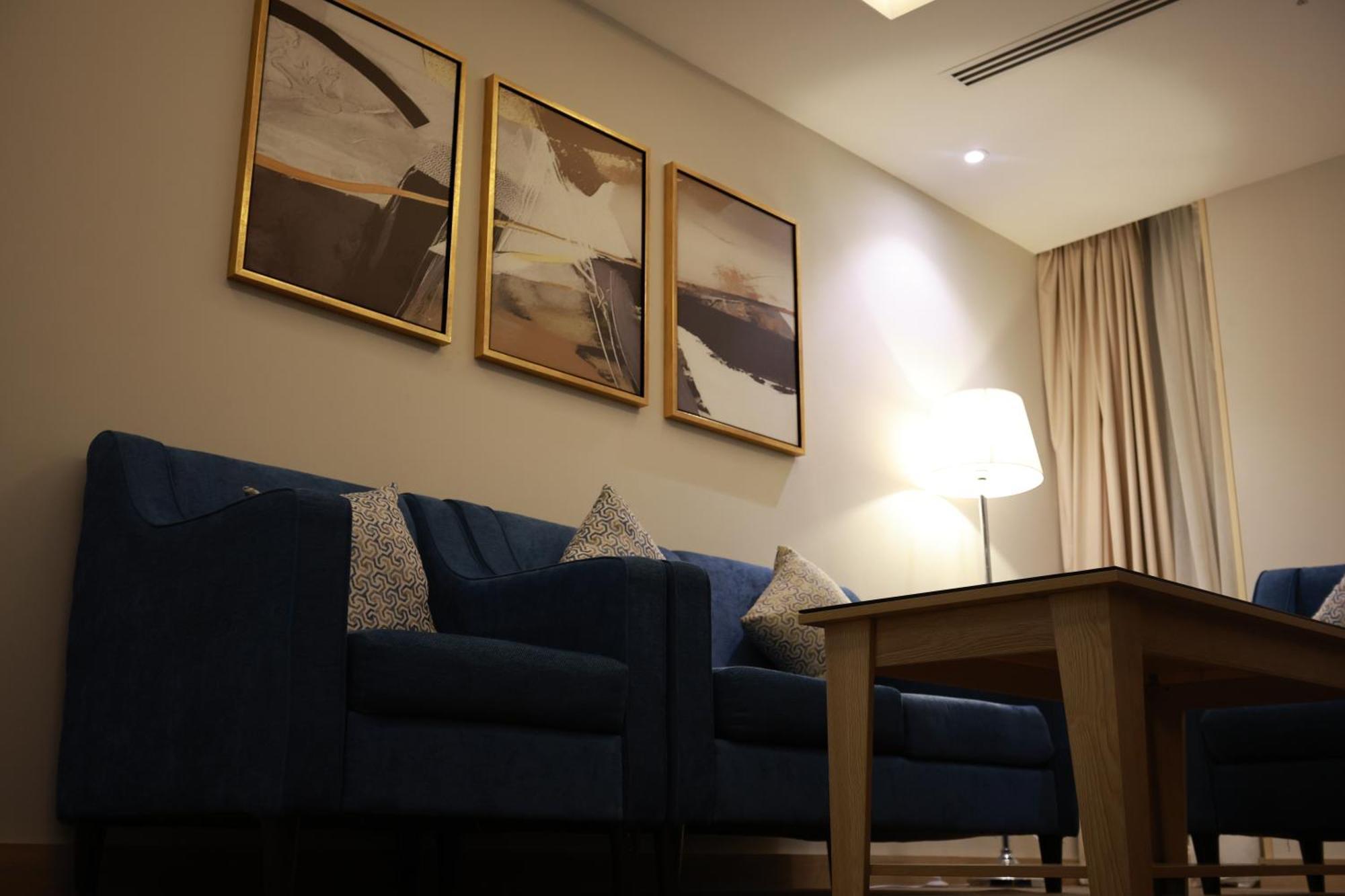 Samt Inn Hotel Рияд Екстериор снимка