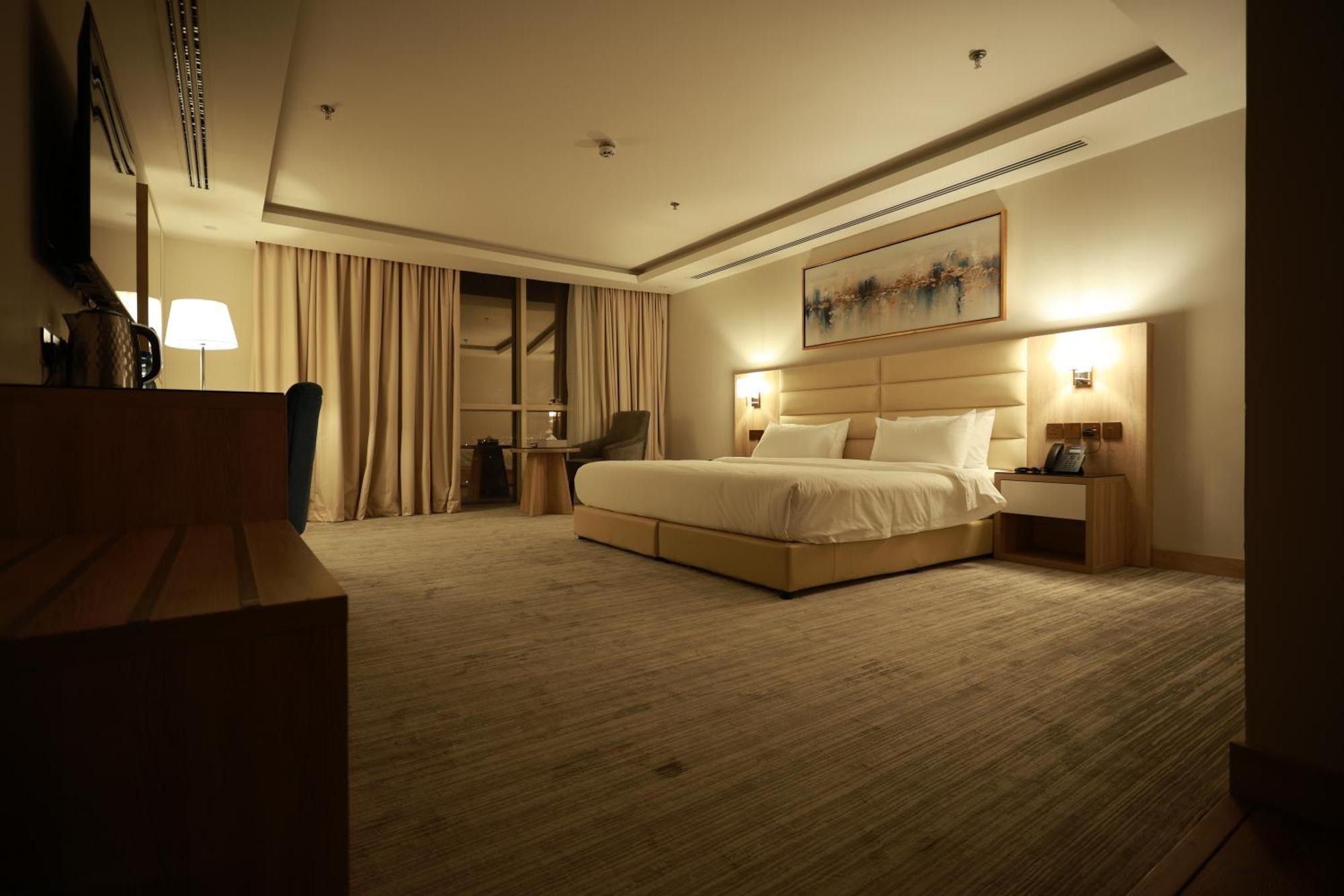 Samt Inn Hotel Рияд Екстериор снимка